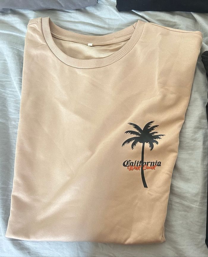 Polo et t shirt EA7, Nike taille XS/S très bon état - photo numéro 3