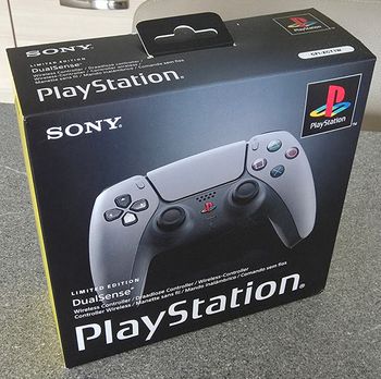 Manette 30th Anniversary 