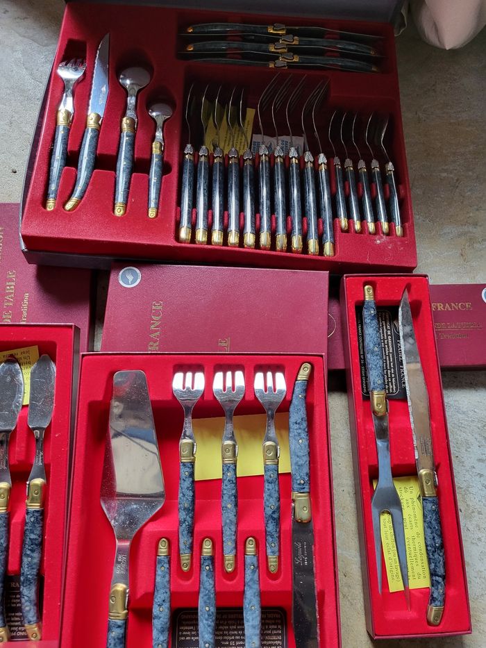 Ménagère complète neuf - photo numéro 2