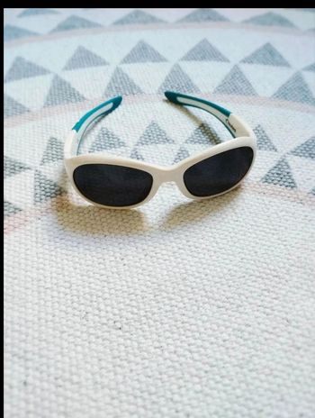 Lunettes Soleil bébé - Loubsol - Excellent État