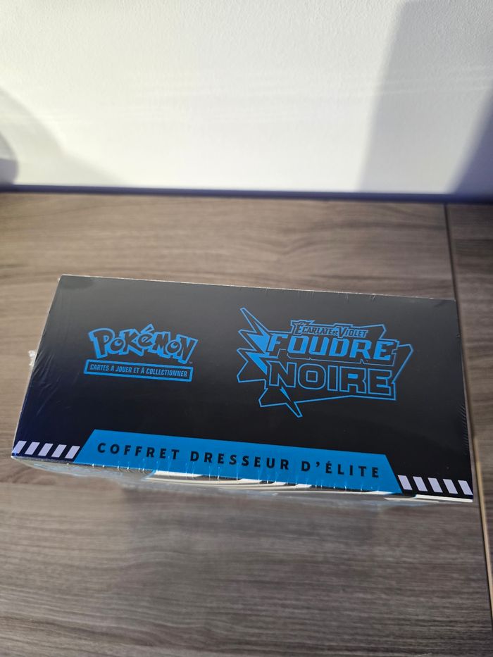 Etb foudre noir, carte pokemon - photo numéro 5