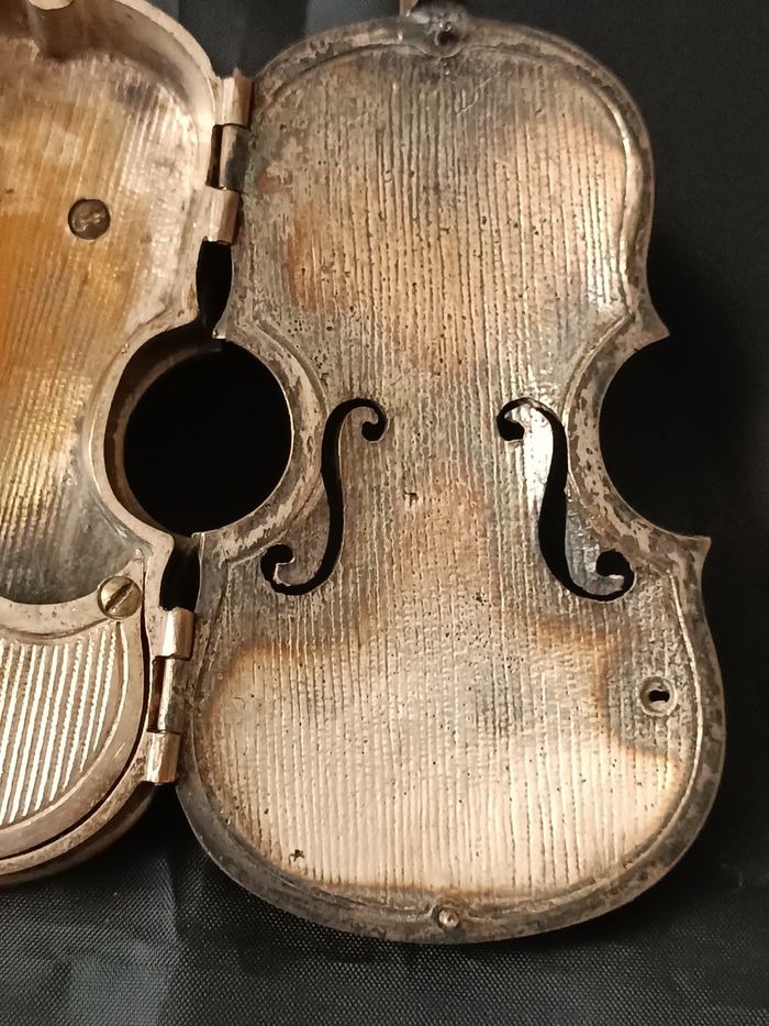 Ancienne boite violon bronze - photo numéro 9