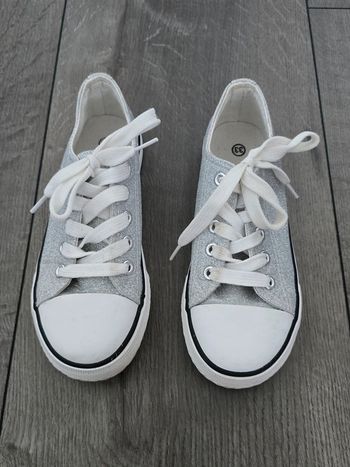 Chaussures paillettes 33