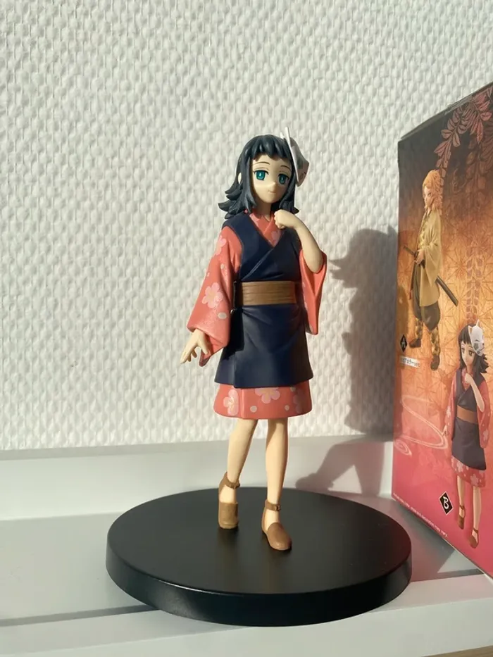 Figurine Makomo demon slayer - photo numéro 2