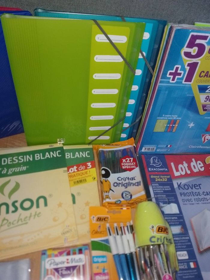 Gros lot fournitures scolaires collegien neuf - photo numéro 3