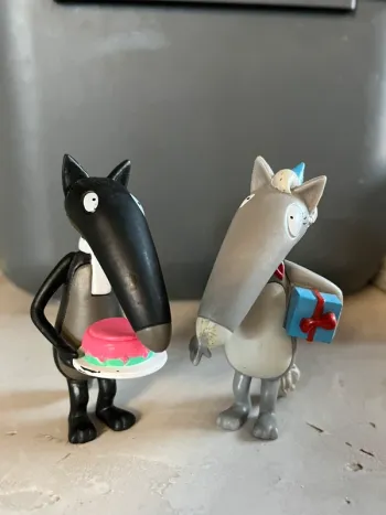 Figurines  loup