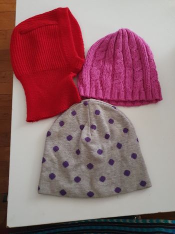 Lot de bonnets