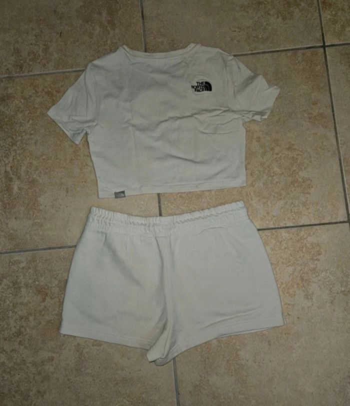Ensemble ecru the north face