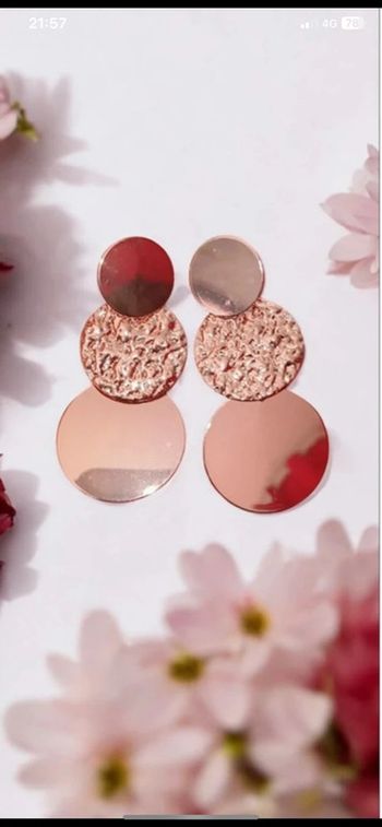 🎀 Boucles d'Oreilles Pendante Rondes et rose neuve 🎀