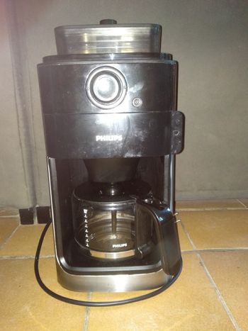 Cafetière broyeur à grain Philips