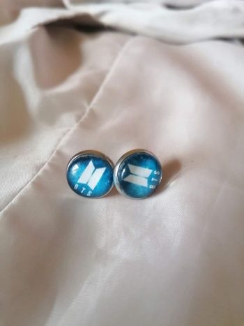 Boucles d'oreilles BTS AI