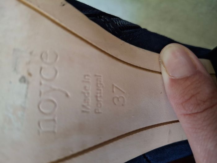 Special rentrée ! Bottines cuir synthétique neuve avec hirondelle T37ÿ - photo numéro 3