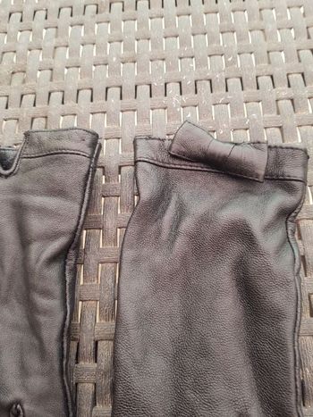 Gants noir femme 100% cuir d agneau. Taille  7.