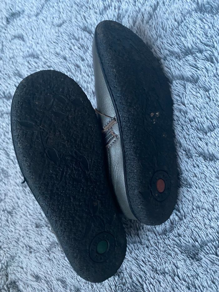 Bottines Kickers - taille 29 - photo numéro 4