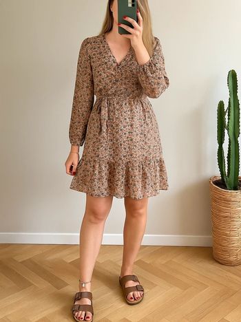 Robe fluide en toile de viscoce fleurie Wiya taille 36