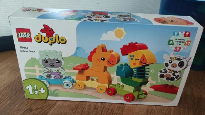 Lego Duplo animal train