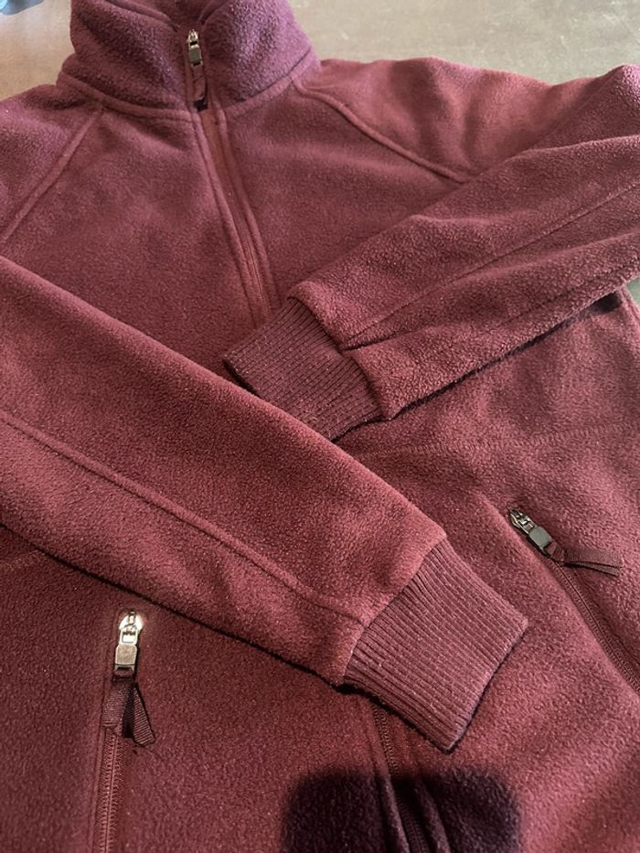 Polaire bordeaux Primark XS - photo numéro 2