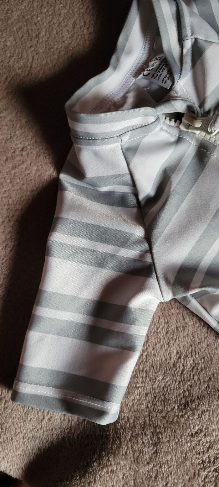 Combinaison short de plage - photo numéro 3