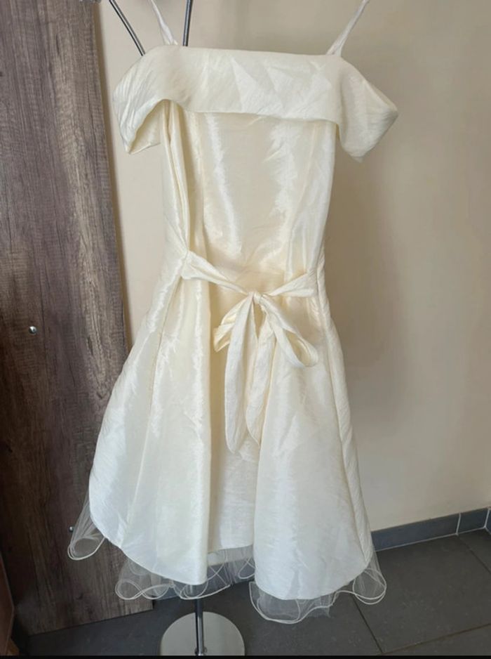 Robe de cérémonie petite fille - photo numéro 3