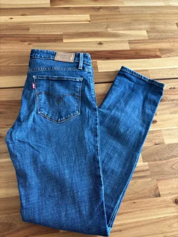Jean Lévis 712 slim