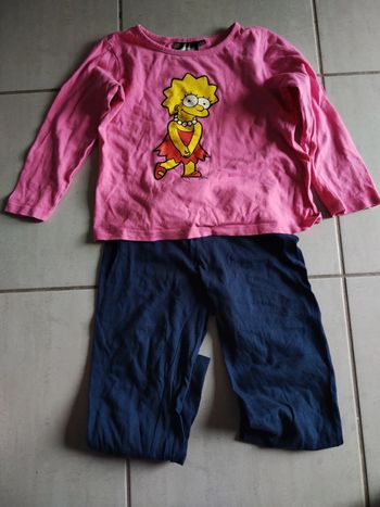 Pyjama très bon état taille 5 ans