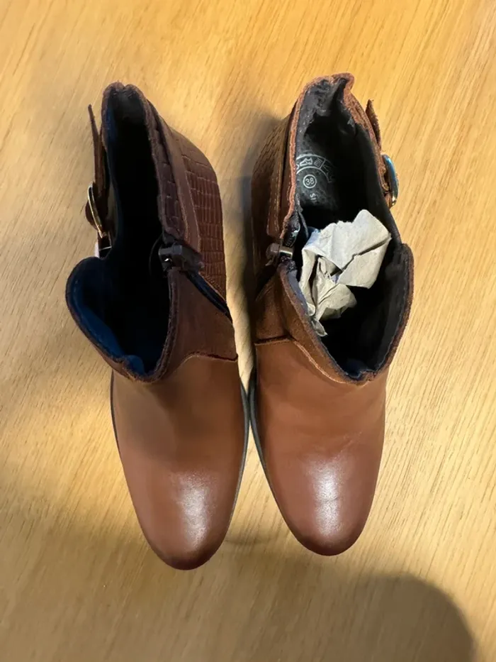Chelsea boots à talon Simplement B taille 38 - photo numéro 4
