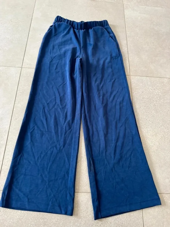 Ensemble bleu marine Parfois, taille M/L, neuf avec étiquette valeur de l'ensemble 80€ - photo numéro 3