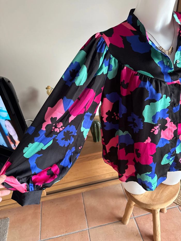 Blouse multicolore NEUVE - photo numéro 2