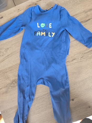 Pyjama fin tape à l'œil