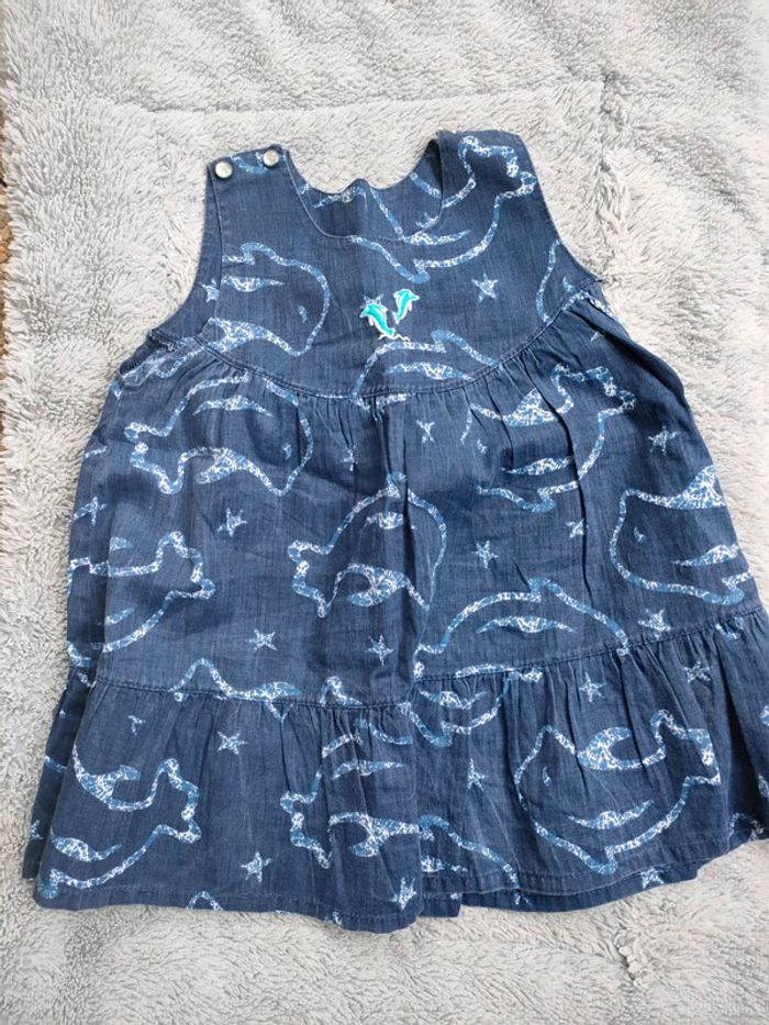 *Robe motif dauphin