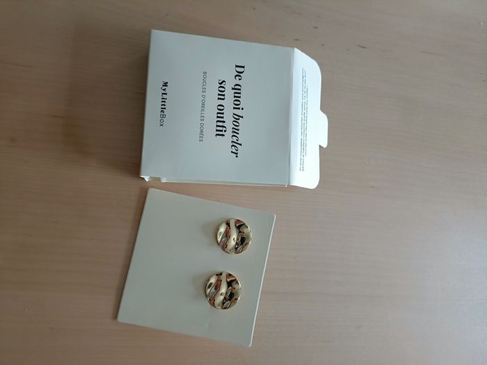 Lot de 10 bijoux fantaisie avec boîte - photo numéro 8