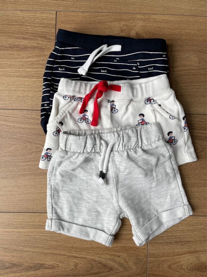 Lot vêtements 3 short garçon pantacourt été printemps 9mois - photo numéro 5