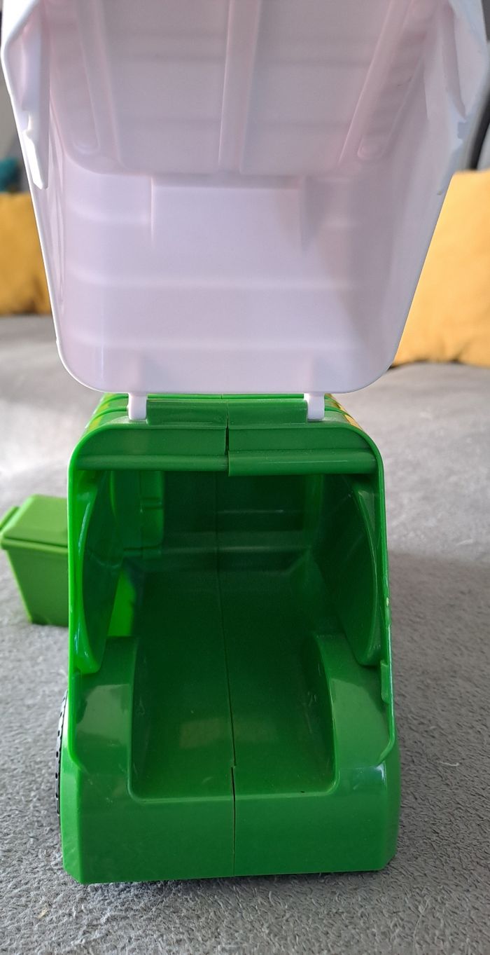 Camion poubelle - photo numéro 4