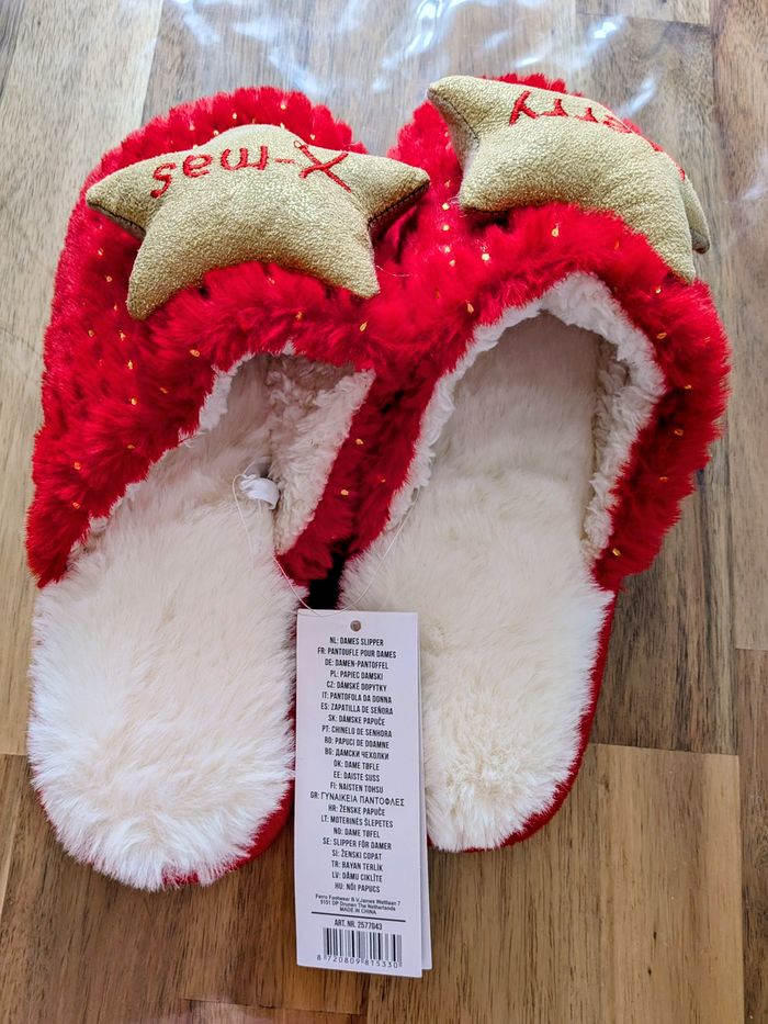 Chausson / pantoufle 36 / 37 Rouge Noel Neuf - photo numéro 2