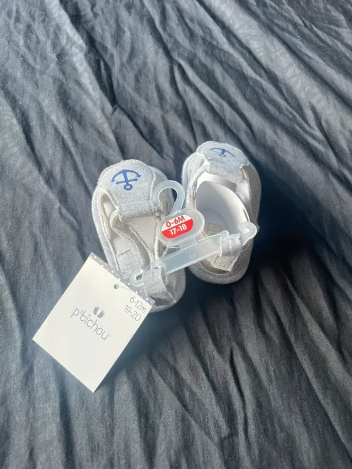 Chaussures bébé - photo numéro 3