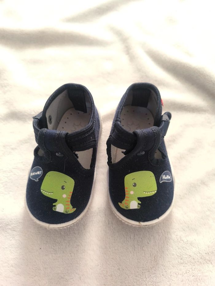 Sandales bébé taille 19