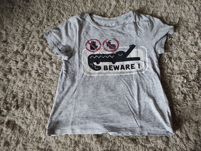 Tee-shirt taille 5 ans