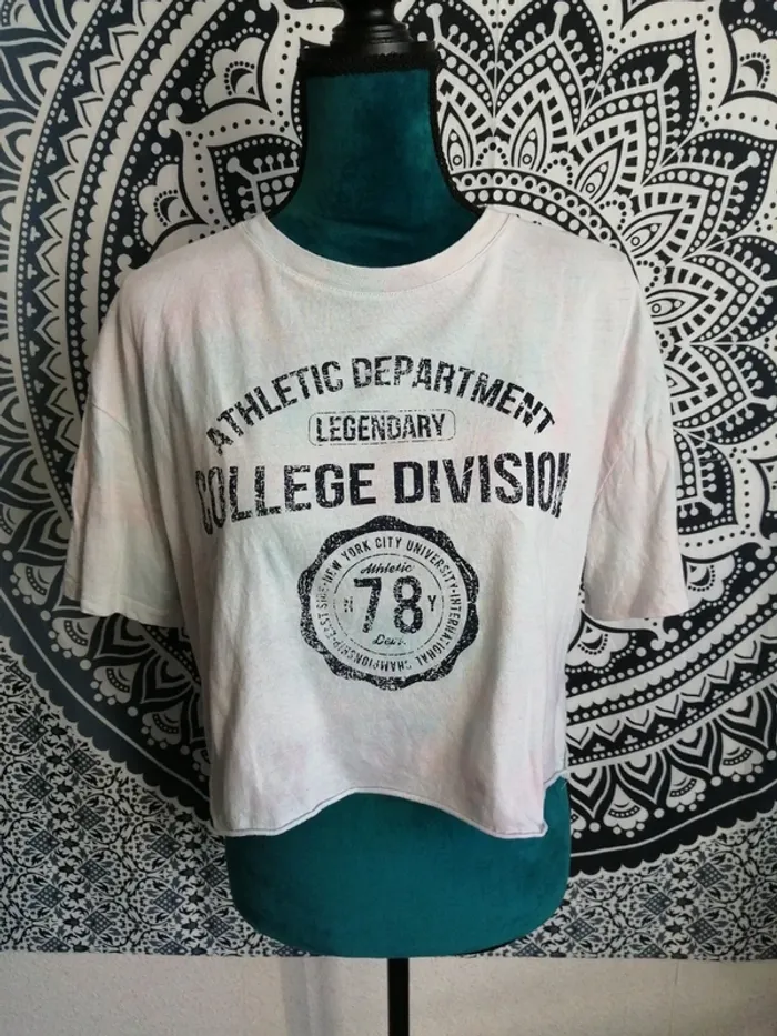 Tee-shirt crop top rose pastel avec logo et message college division / pimkie / (M) - photo numéro 2