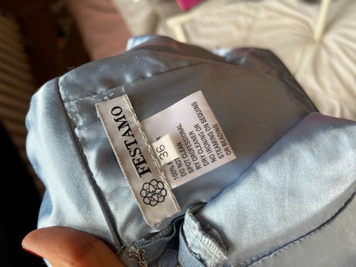 💙 Robe courte satinée bleu ciel FESTAMO – Taille 36 – Neuve sans étiquette 💙 - photo numéro 10
