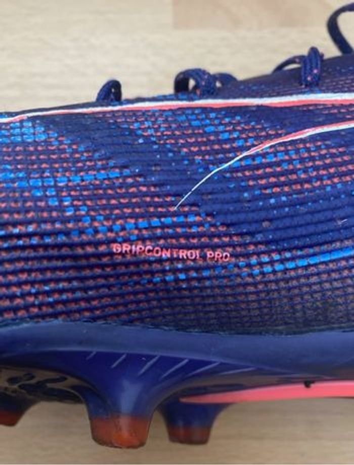 Paire de crampons - photo numéro 5
