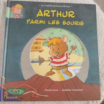 Livre Arthur parmi les souris