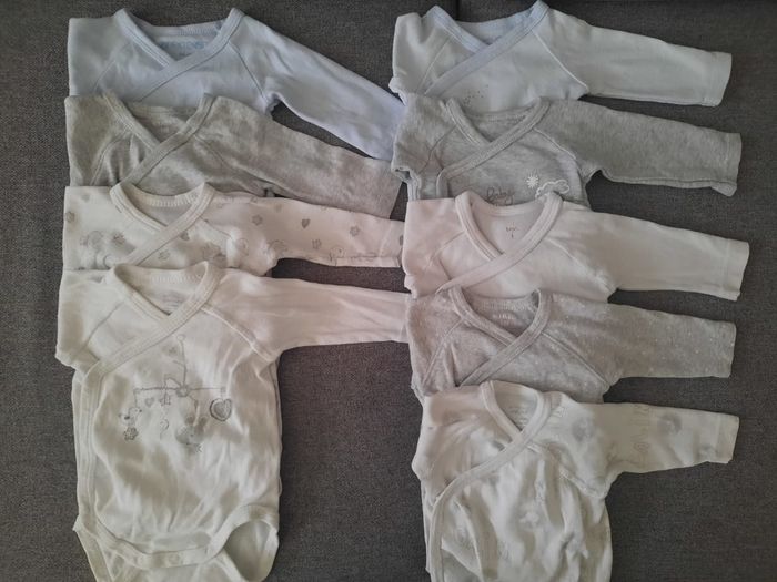 Lot 58 pièces garçon taille 1 mois - photo numéro 2
