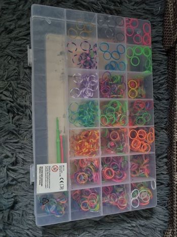 Boîte bracelet élastique Twist-loops