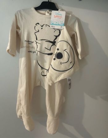 Pyjama + doudou Winnie