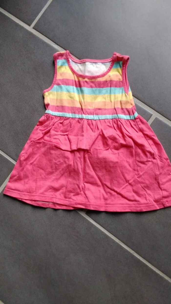 Robe courte