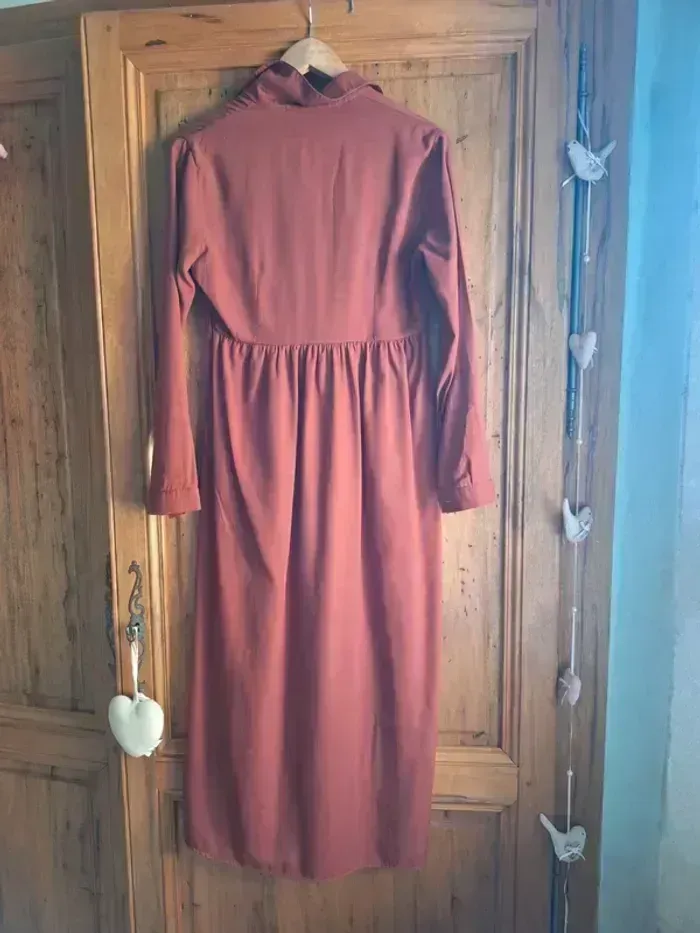 Robe couleur rouille/terracota Por La cara - photo numéro 10