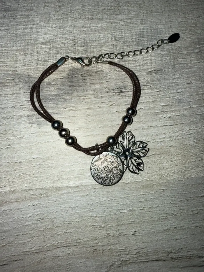 Bracelet avec fermoir - photo numéro 2