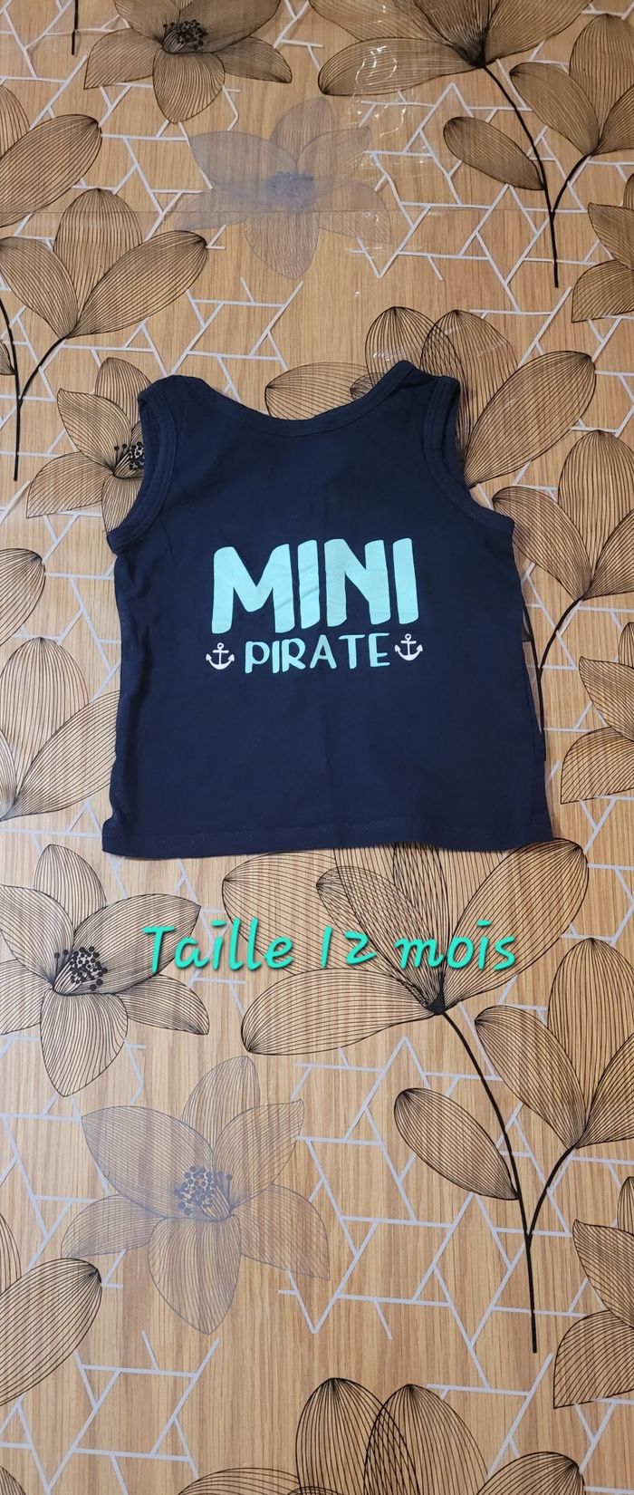 Débardeur taille 12 mois TBE