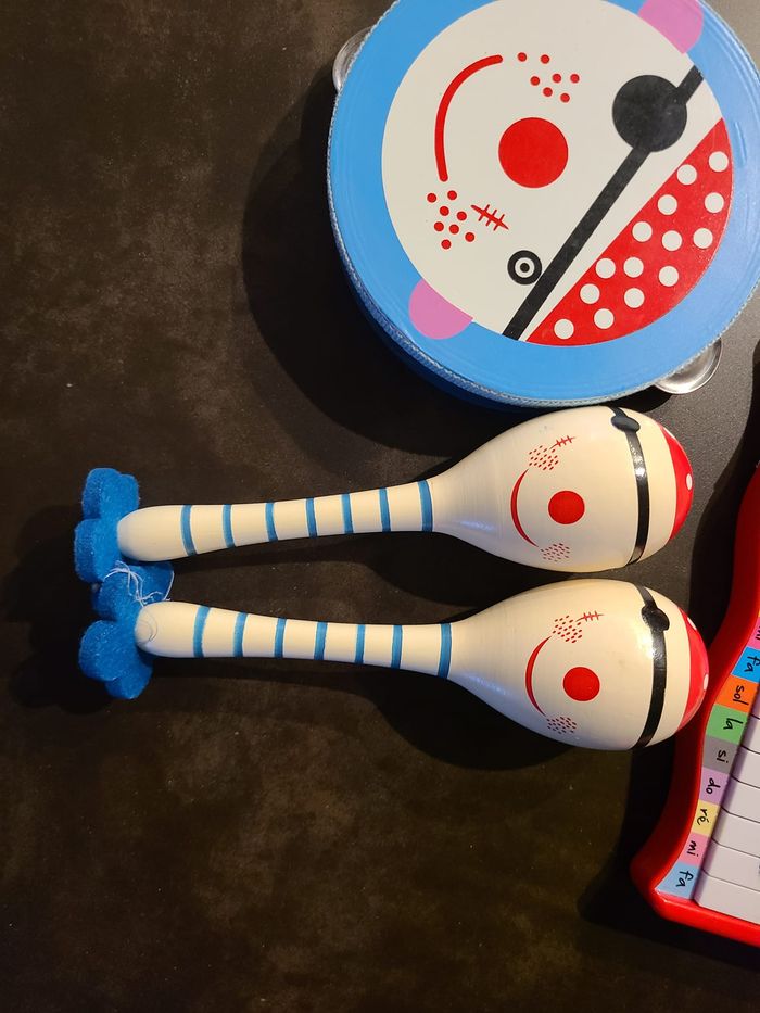 maracas en bois decoré marin pirate fleur 20 cm - instruments musique - photo numéro 2