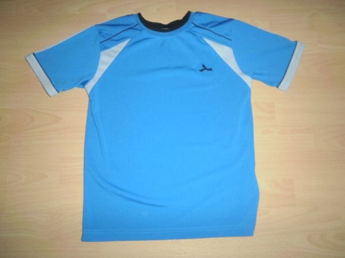 T-shirt MC de sport Garçon 12 ans - TBE